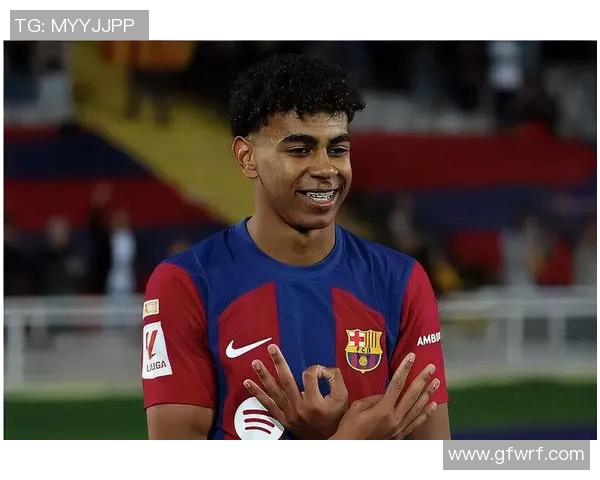 最年轻的出场纪录揭晓足球历史新星崭露头角引发热议