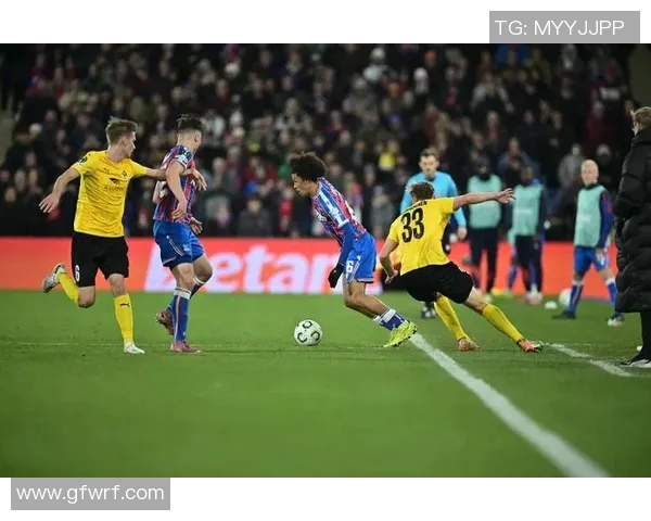 怀特英超赛场闪耀表现助力球队胜利展现卓越实力