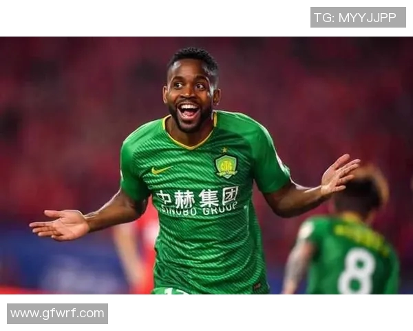 蒋圣龙拦截精彩瞬间回顾与分析引发球迷热议