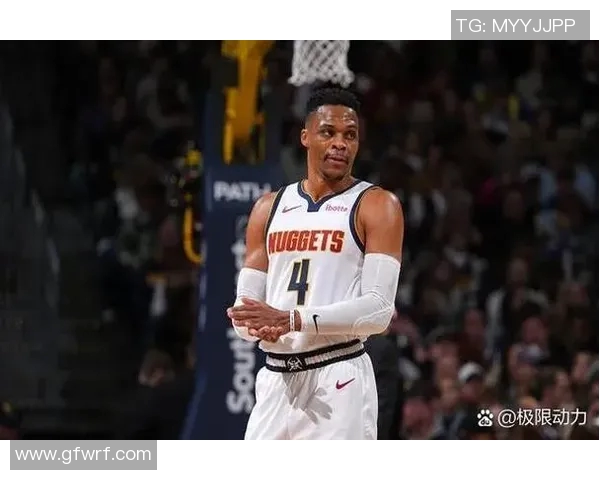 勇士主场取胜,逆转击败掘金,展现冠军风范 勇士主场取胜,逆转击败掘金,展现冠军风范