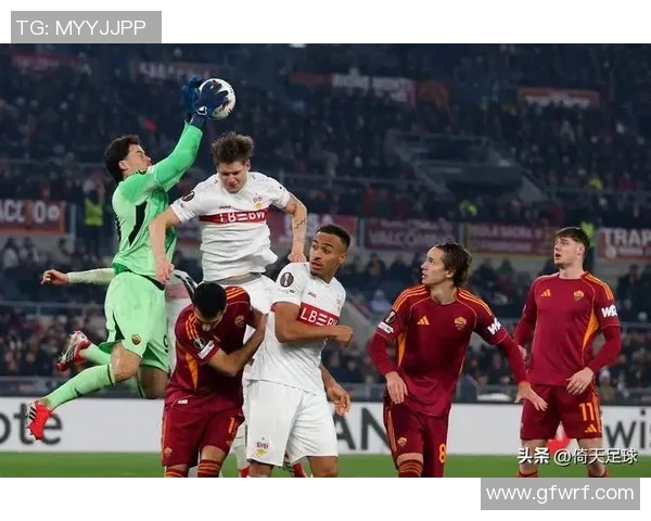 斯图加特中场入选国家队出战国际比赛展风采